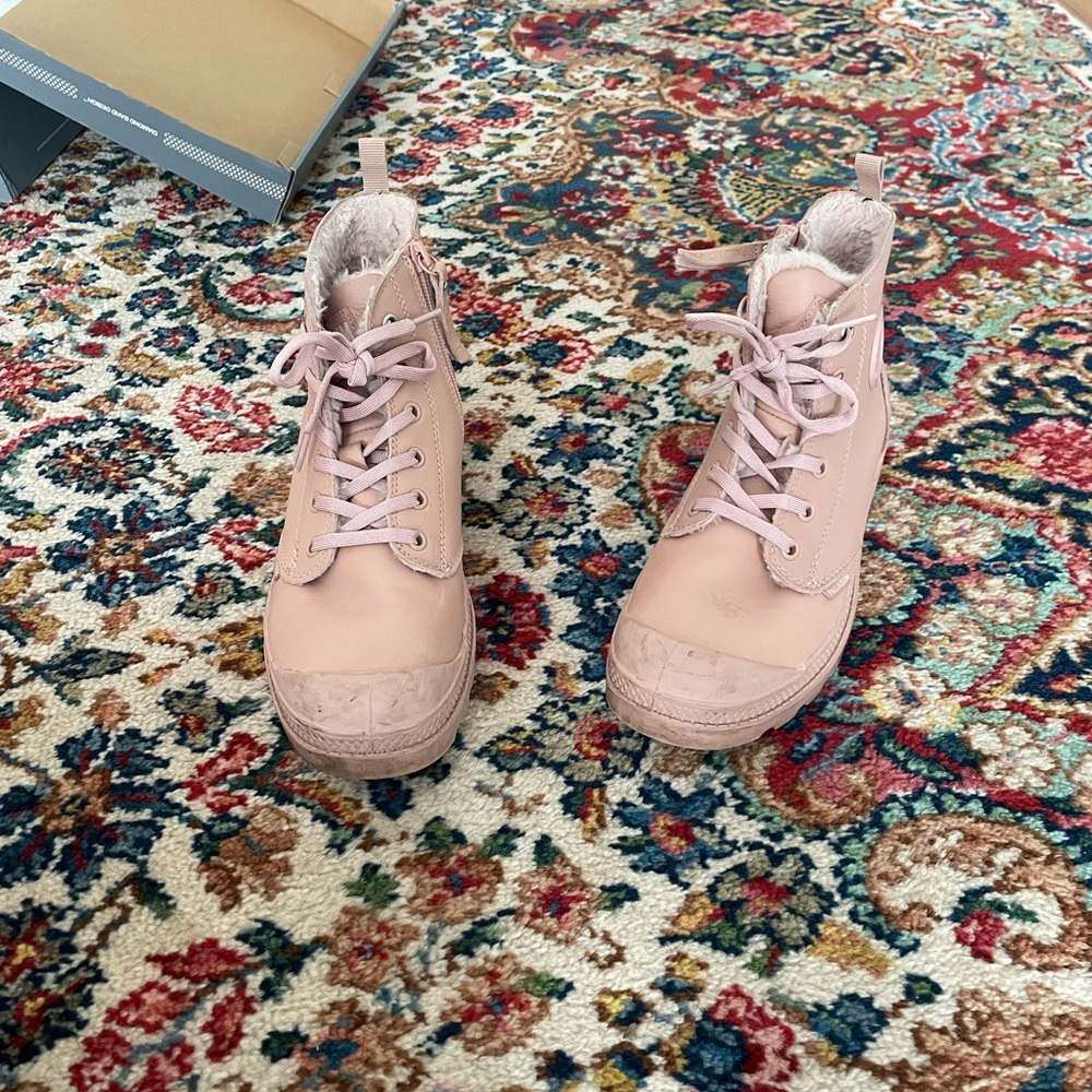 Palladium Women's Pink Winter Boots